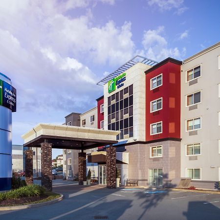 Holiday Inn Express & Suites Halifax - Bedford By Ihg Екстер'єр фото