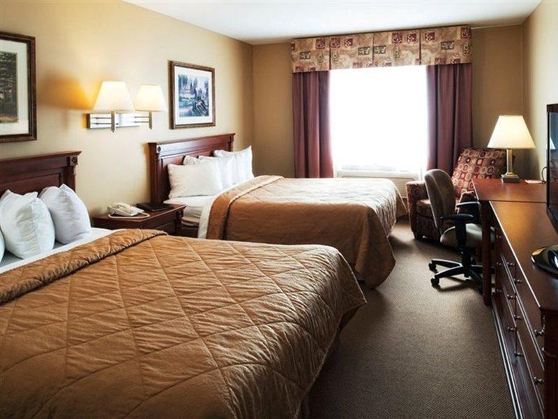 Holiday Inn Express & Suites Halifax - Bedford By Ihg Екстер'єр фото